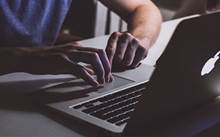 赏金女王模拟器-C罗：拳击比足球更难 在曼联练拳击帮我提高球技